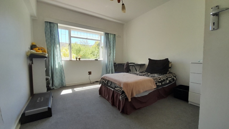 3 Bedroom Property for Sale in Kenilworth Western Cape
